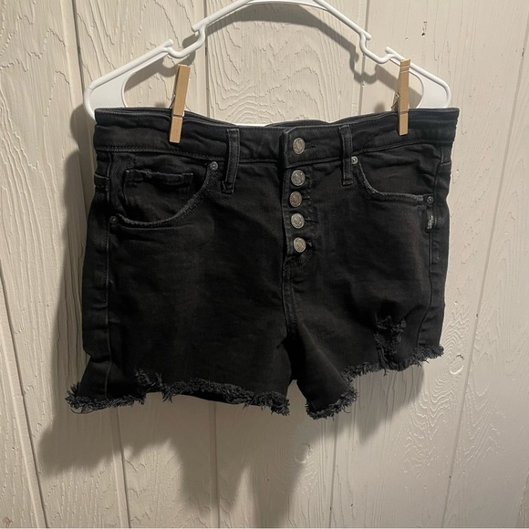 Silver Jeans Distressed Black Beau Shorts - Picture 3 of 6